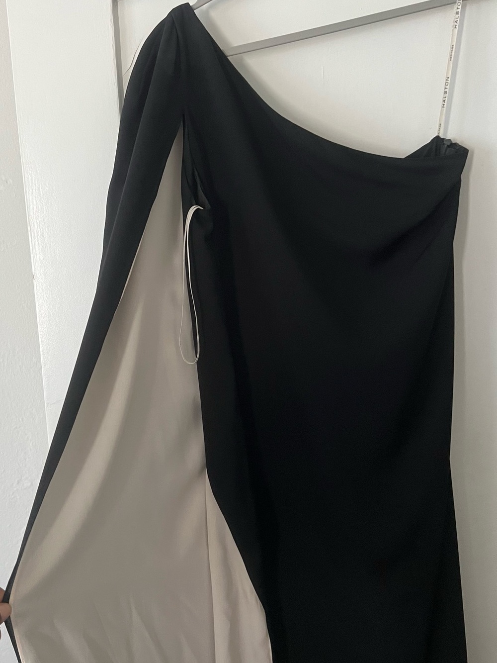 Halston Heritage One-Shoulder Black Evening Gown - Picture 6 of 6